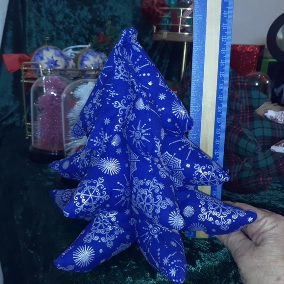 Made by ME Christmas Decor - Picture 4 of 4